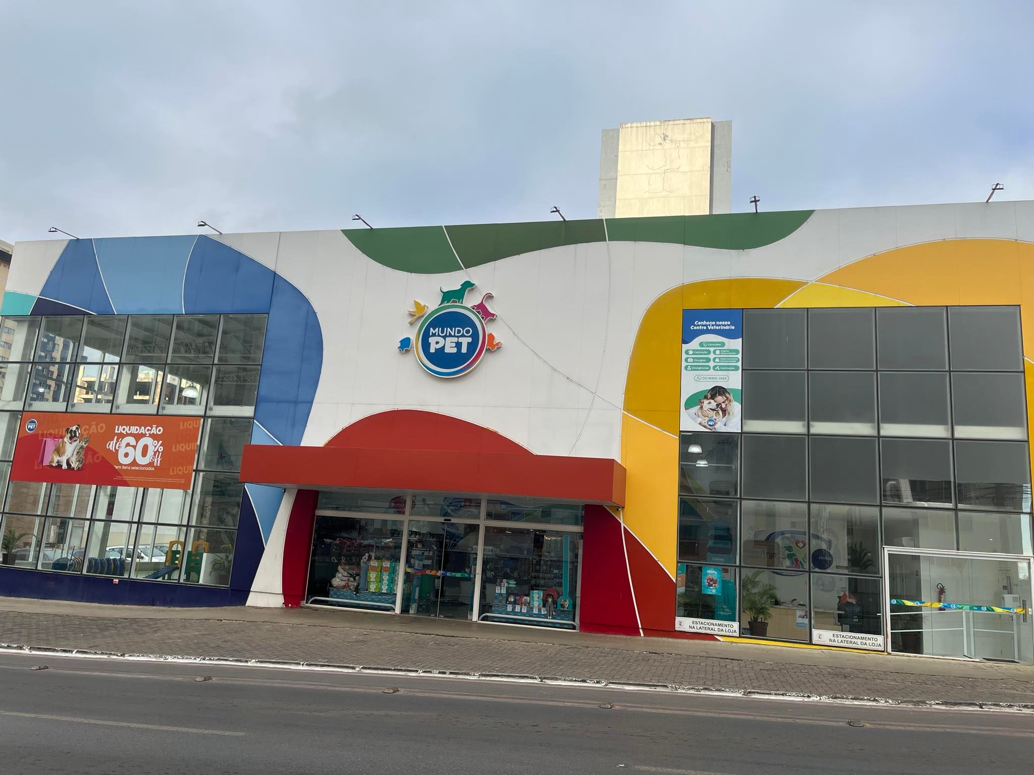 Mundo Pet Águas Claras_Fachada.jpg